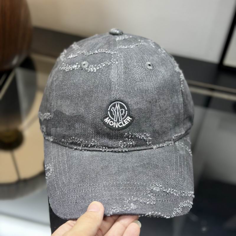 Moncler cap dx30